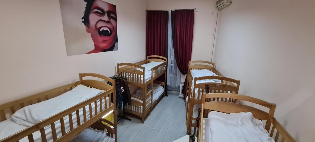 Dja Hostel Kijev Kültér fotó